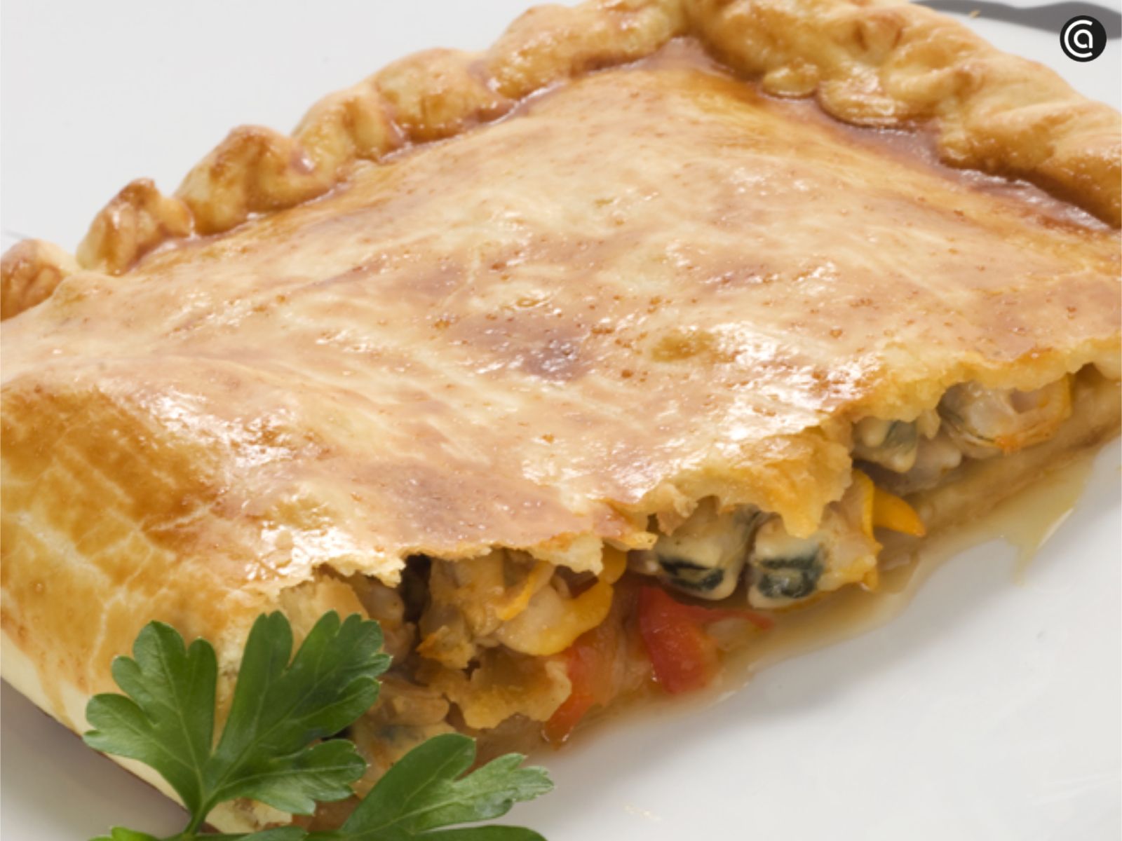 Empanada de berberechos, una receta tradicional gallega