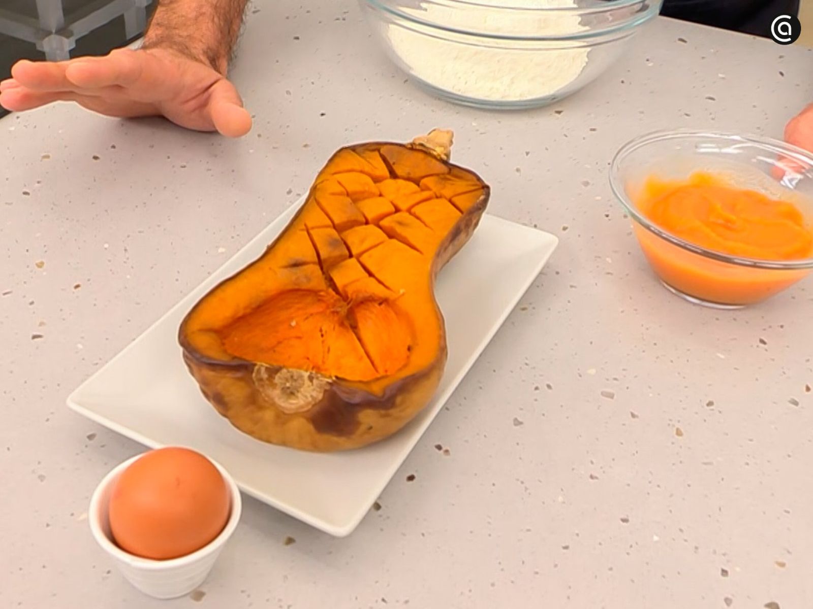 Joseba Arguiñano prepara el pan con calabaza asada Joseba Arguiñano prepara el pan con calabaza asada