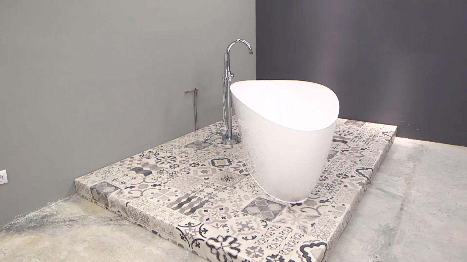 Cómo instalar una bañera exenta paso 13 Cómo instalar una bañera exenta paso 13