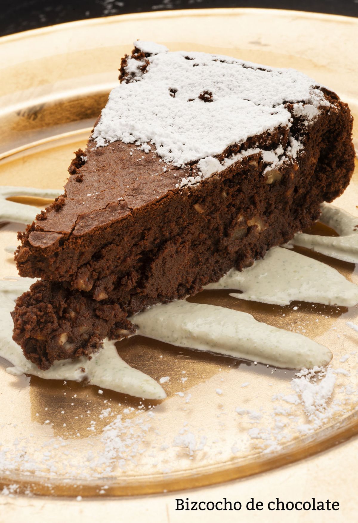 bizcocho chocolate vertical