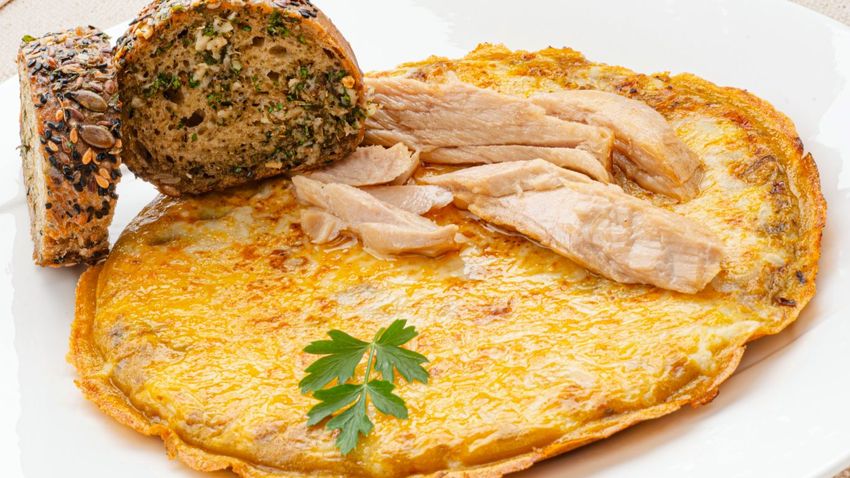Tortilla de pisto gratinada, receta de Joseba Arguiñano