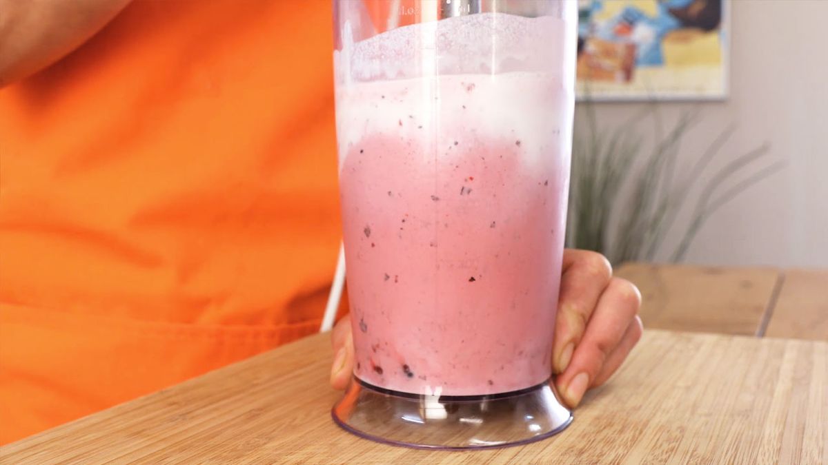 Receta de polos de frutos rojos y yogur natural  paso 1