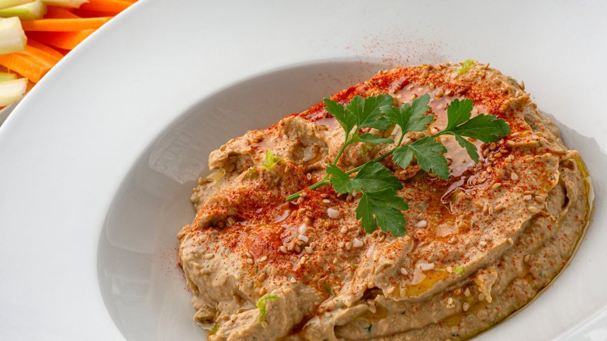 Innova y prepara un hummus de lentejas, cremoso y delicioso