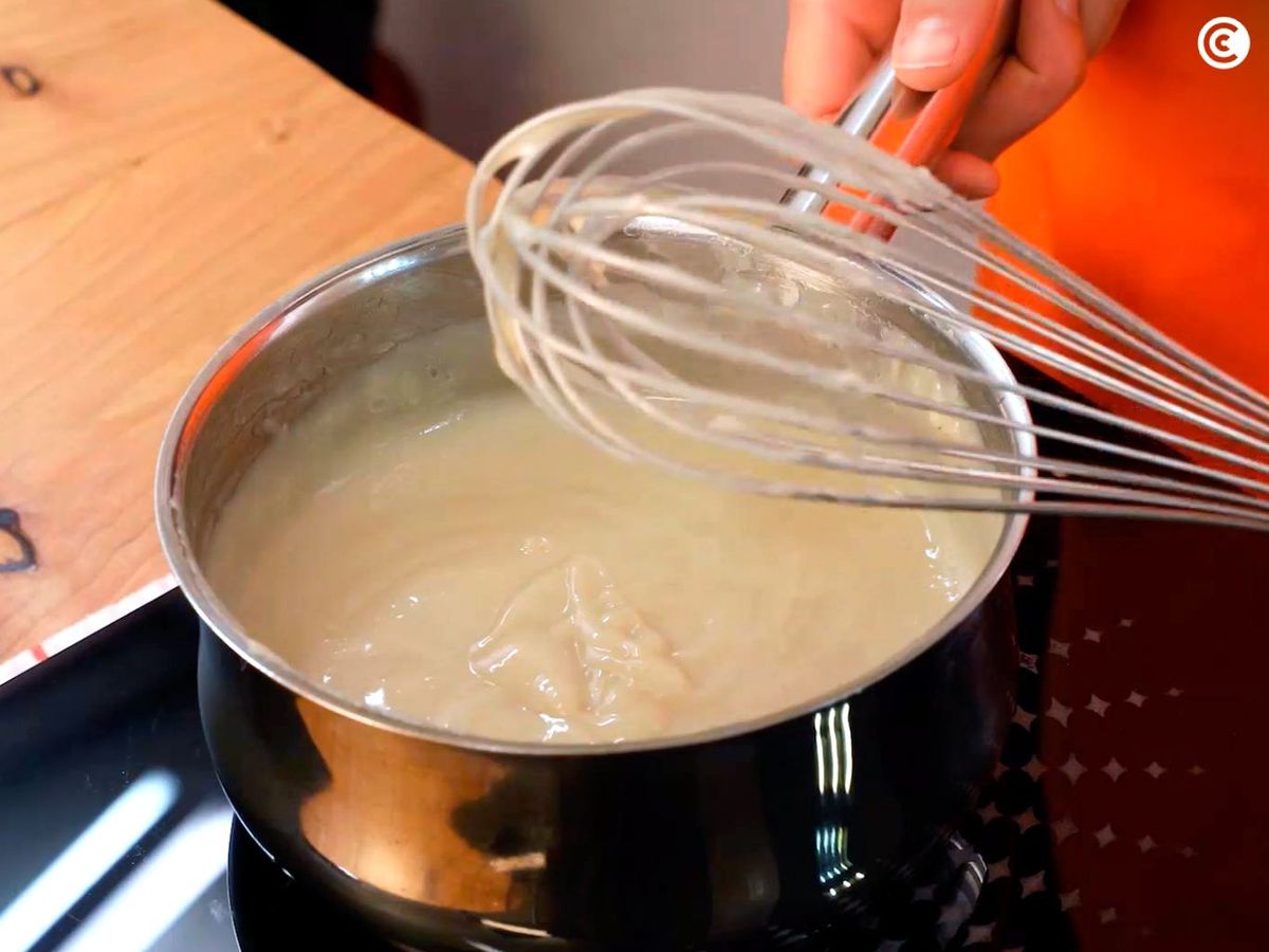 Espesar las natillas veganas al fuego