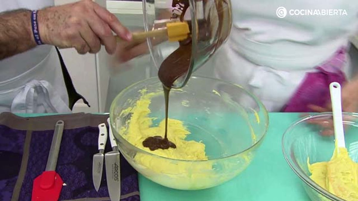 5676 2 Bizcocho marmolado (1061) paso3