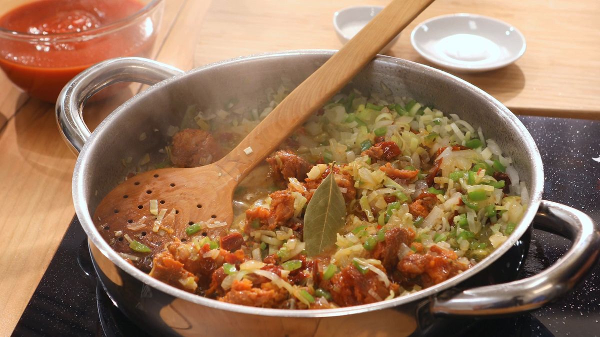 Macarrones con chorizo y queso gratinado   Paso 3