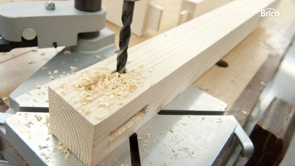 brico 0606 construccion mesa basica paso 3