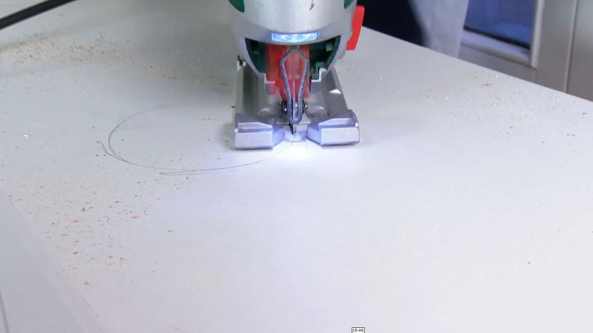 Cómo instalar una cocina en ángulo (Parte 1) paso 5