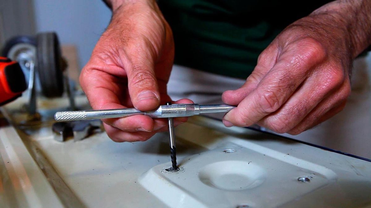 Extractor de tornillos paso 3