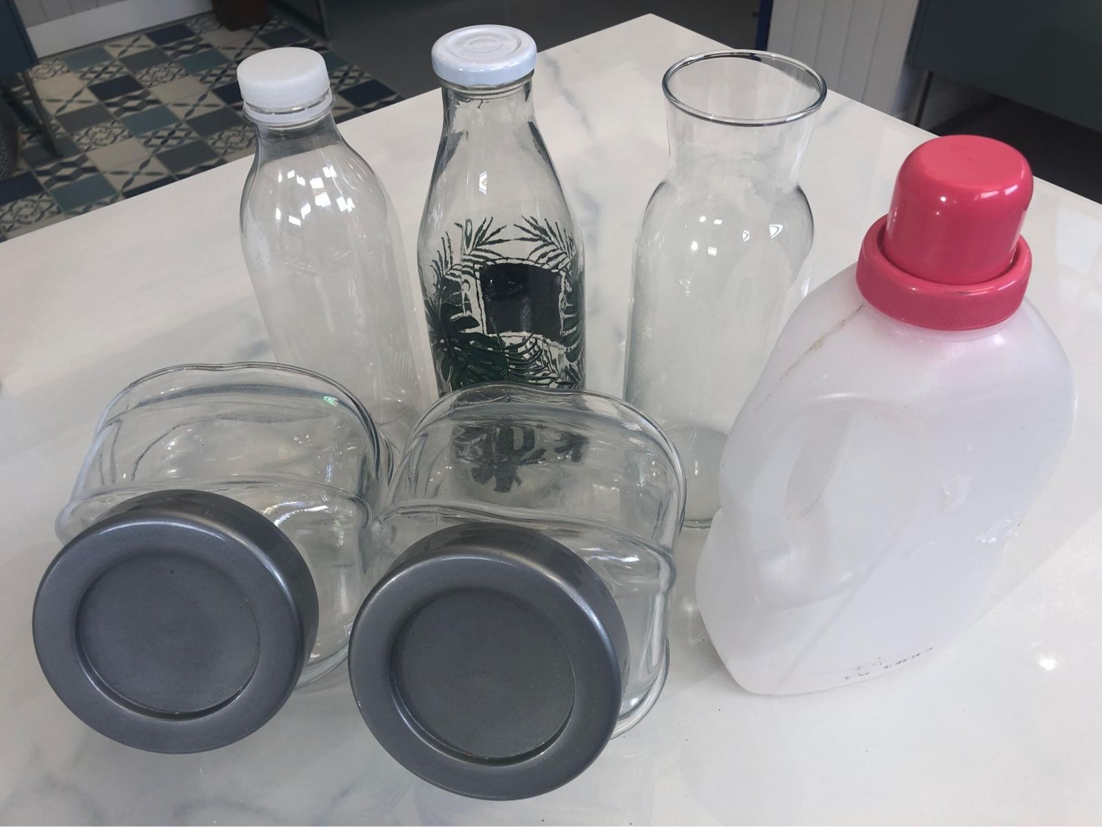 Puedes reutilizar envases que tengas por casa Puedes reutilizar envases que tengas por casa