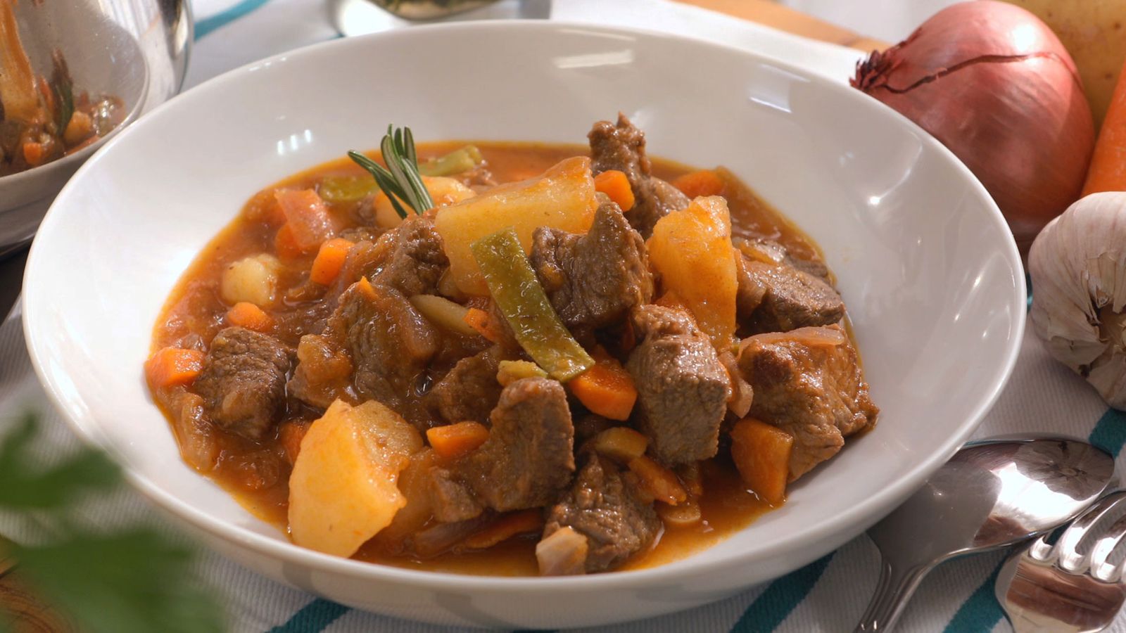 Receta de carne guisada con patatas paso 6 Receta de carne guisada con patatas paso 6