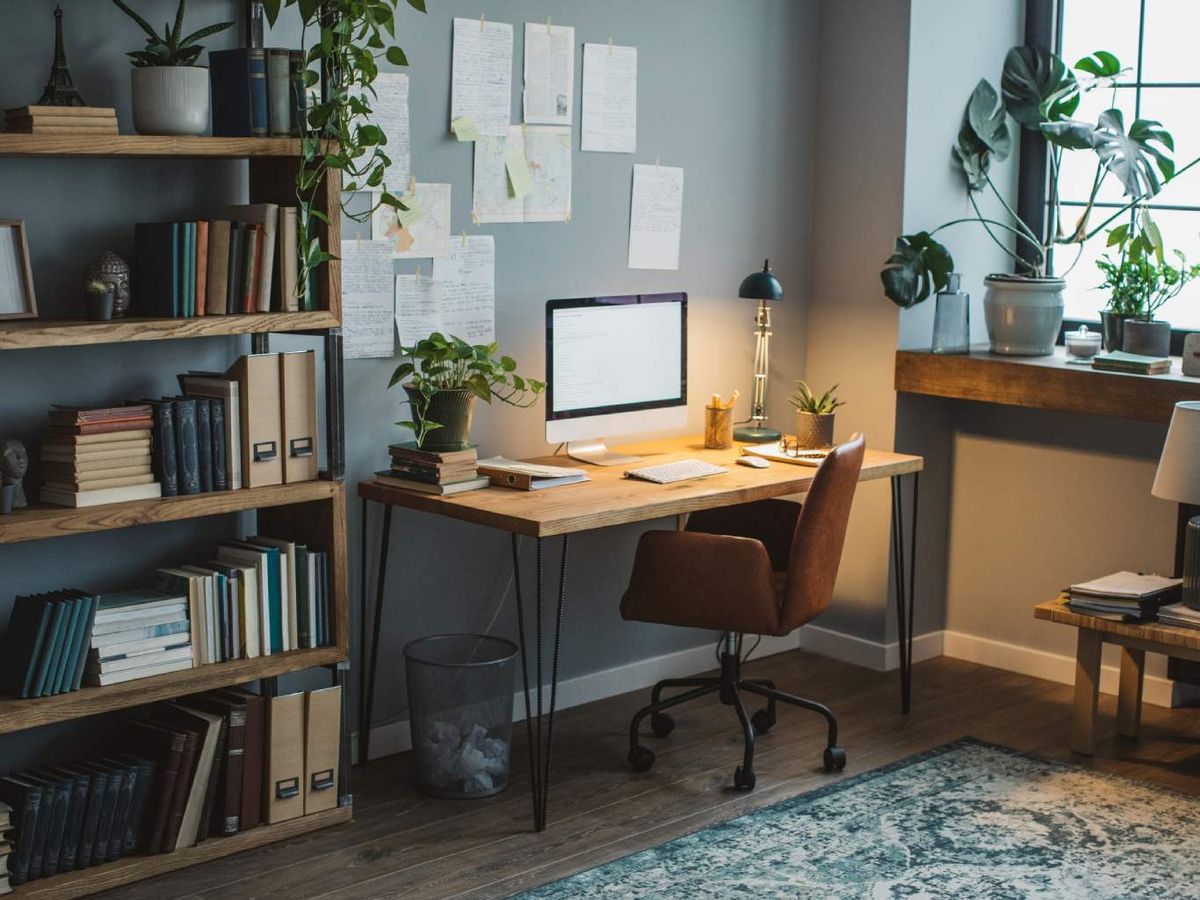 Considera tu horario y tiempo disponible para organizar y limpiar tu hogar.