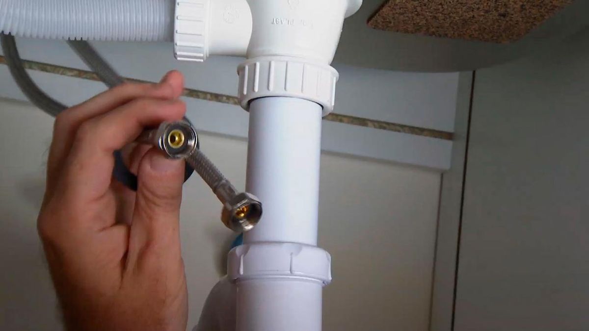 Cómo instalar una cocina en ángulo (Parte 2) paso 8