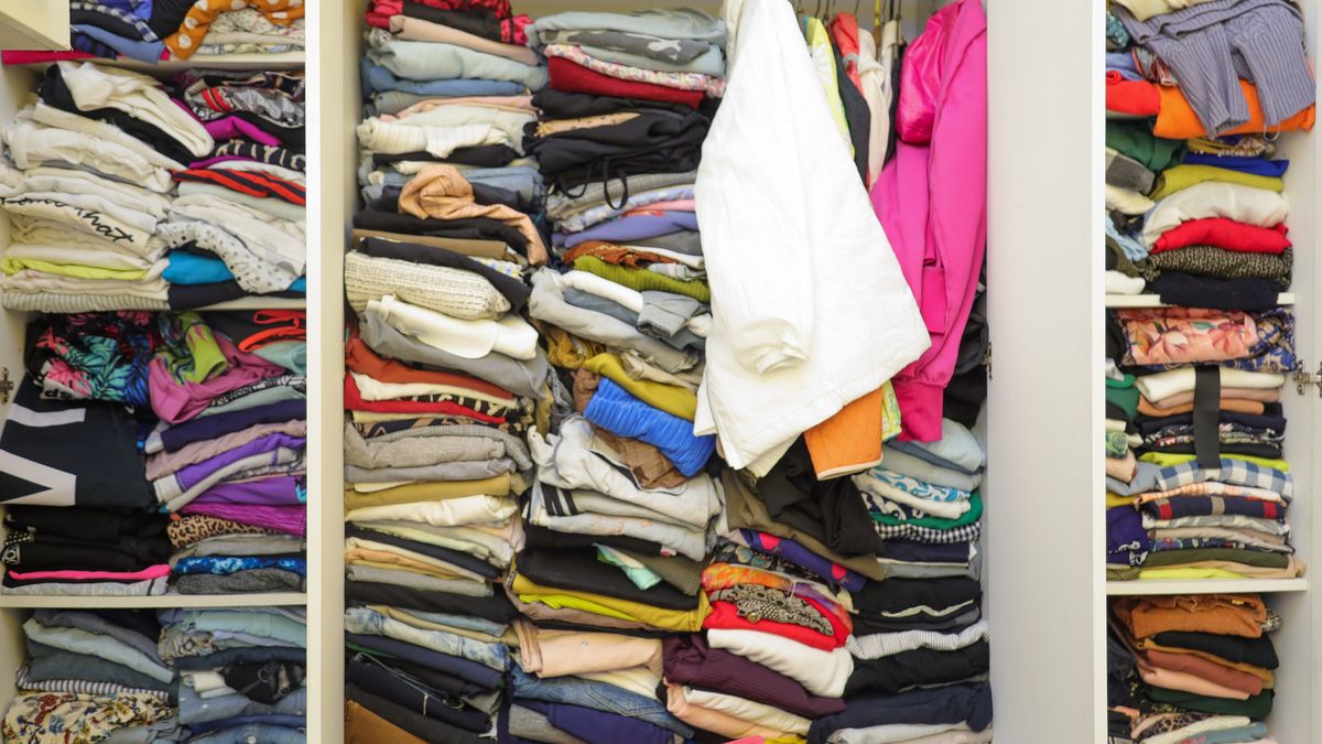 La forma de doblar la ropa también influye en como se conserva