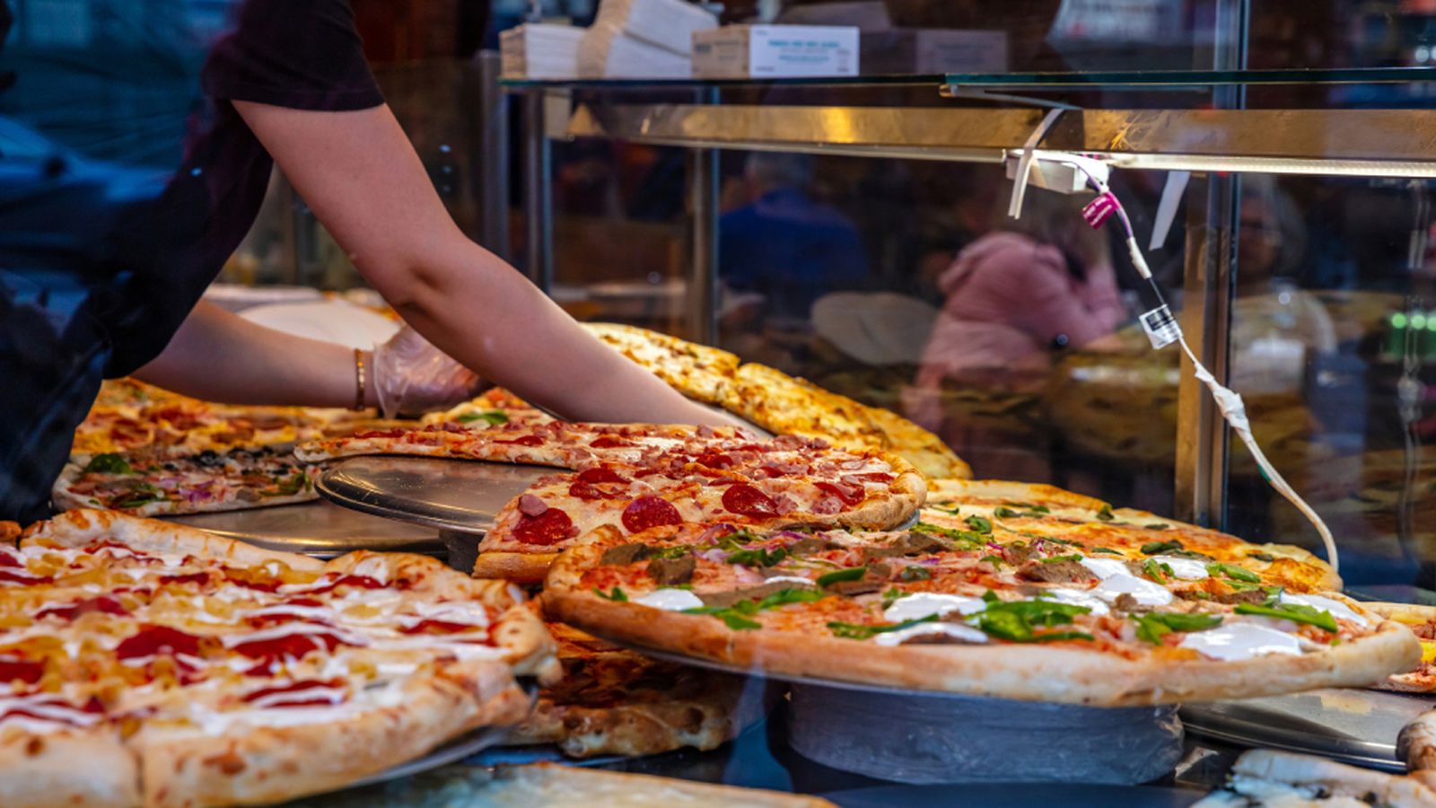 Acércate a Nueva York a pedir tu pizza con vodka o prueba a hacerla desde casa
