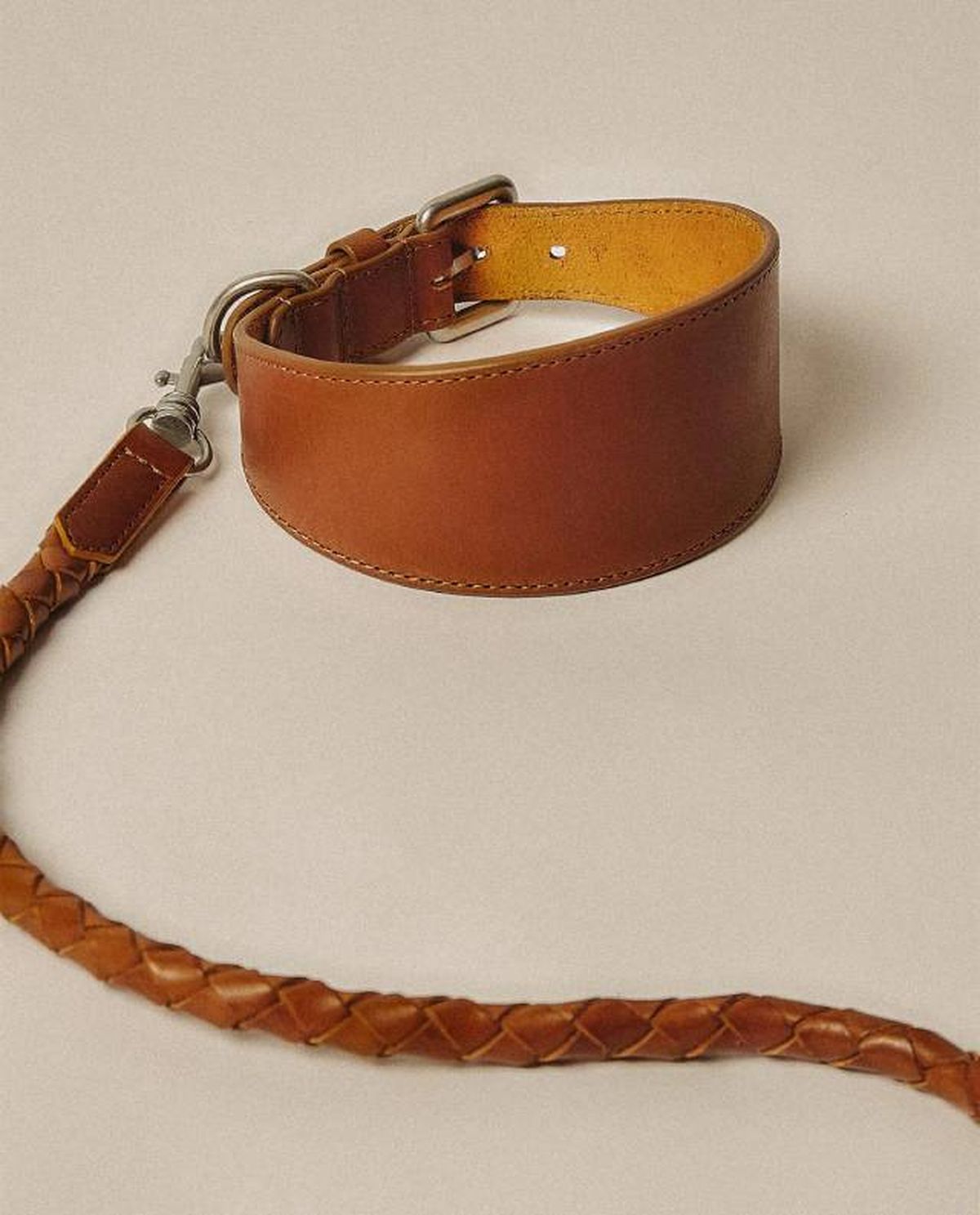 collar cuero galdos zara home