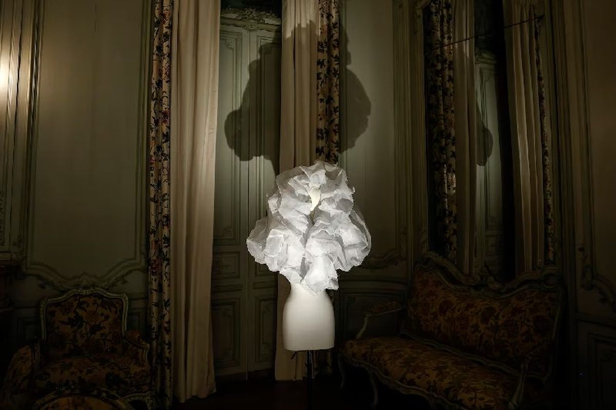 Diseño de Balenciaga colección de alta costura otoño/invierno 1961-1962