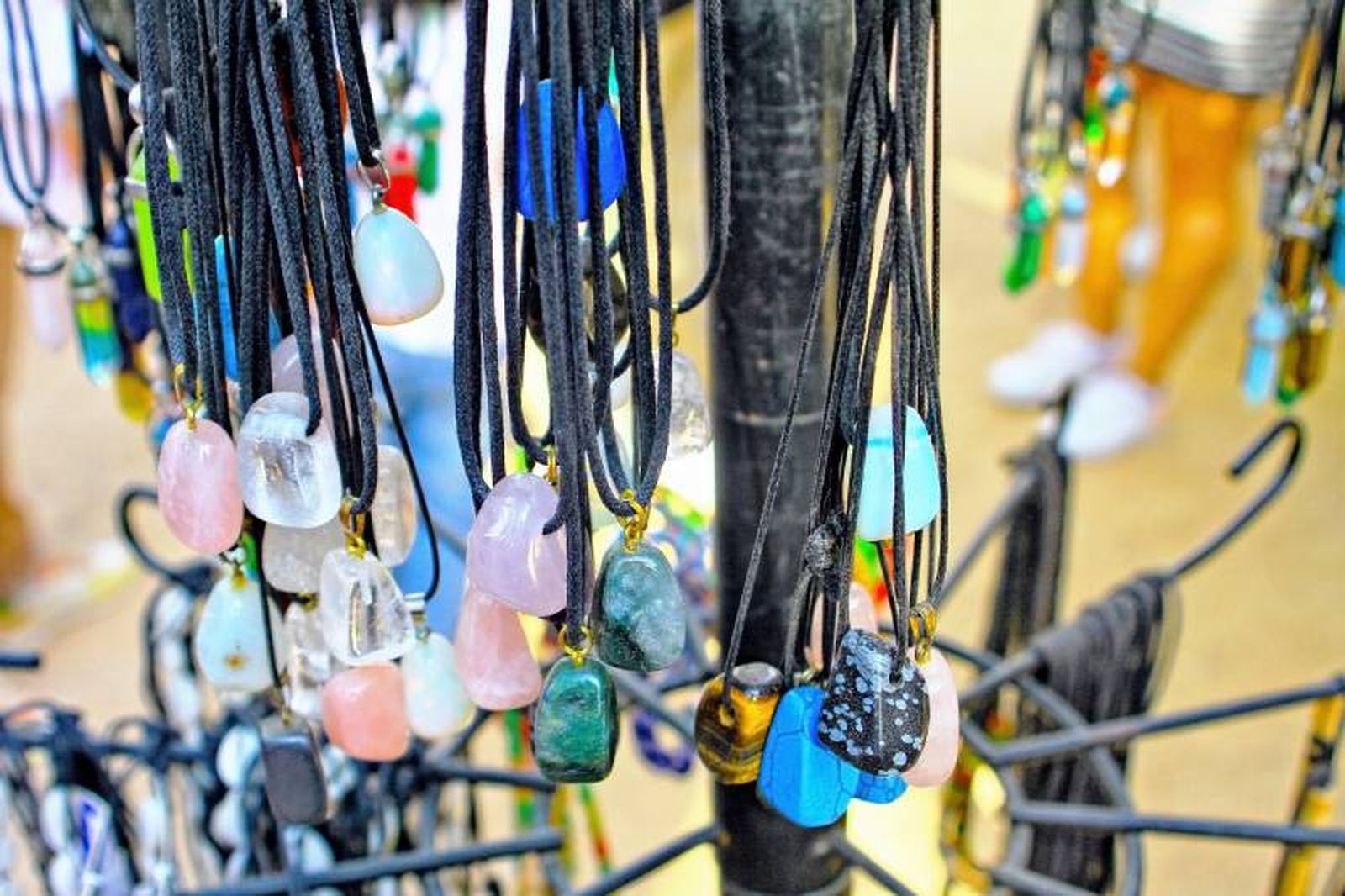 Collares de cristales. Collares de cristales.