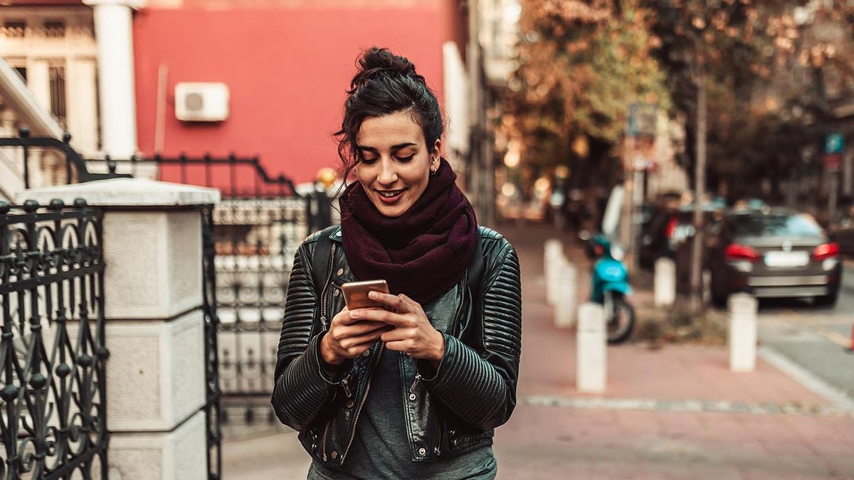 envejecimiento digital que es como hacerle frente uso telefono movil