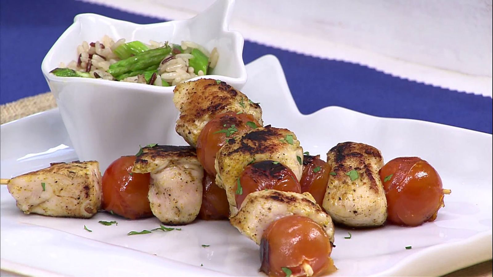 CABI0010 Amaia Brochetas de pavo y tomatitos cherry paso5 CABI0010 Amaia Brochetas de pavo y tomatitos cherry paso5