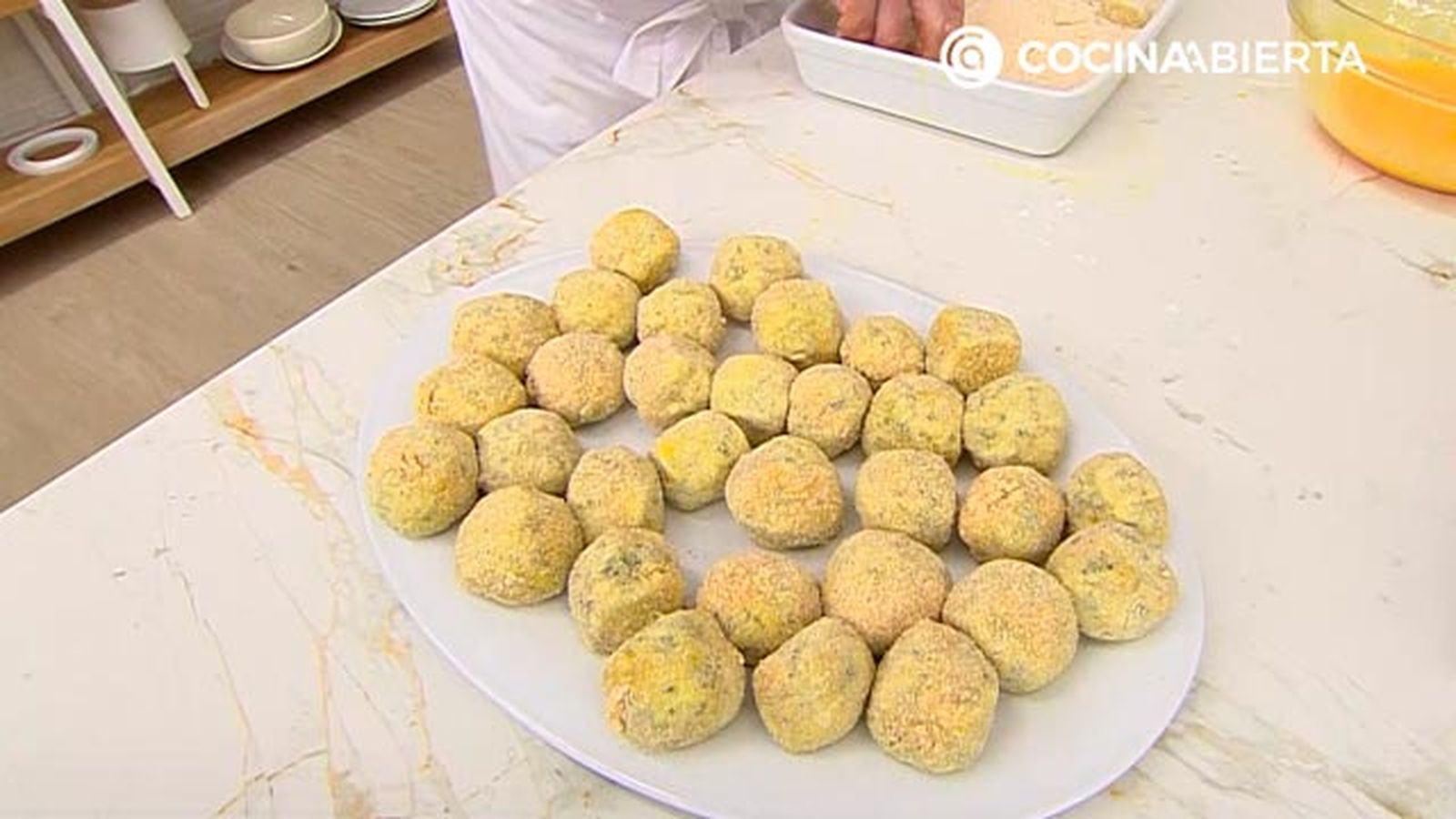 Las croquetas de espinacas de Karlos Arguiñano "fáciles de hacer y de comer" paso 4 Las croquetas de espinacas de Karlos Arguiñano "fáciles de hacer y de comer" paso 4