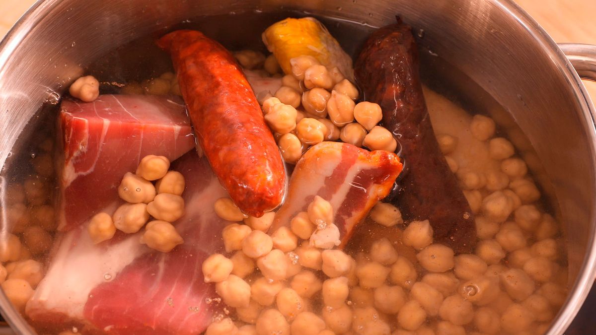 Hacer un cocido madrileño