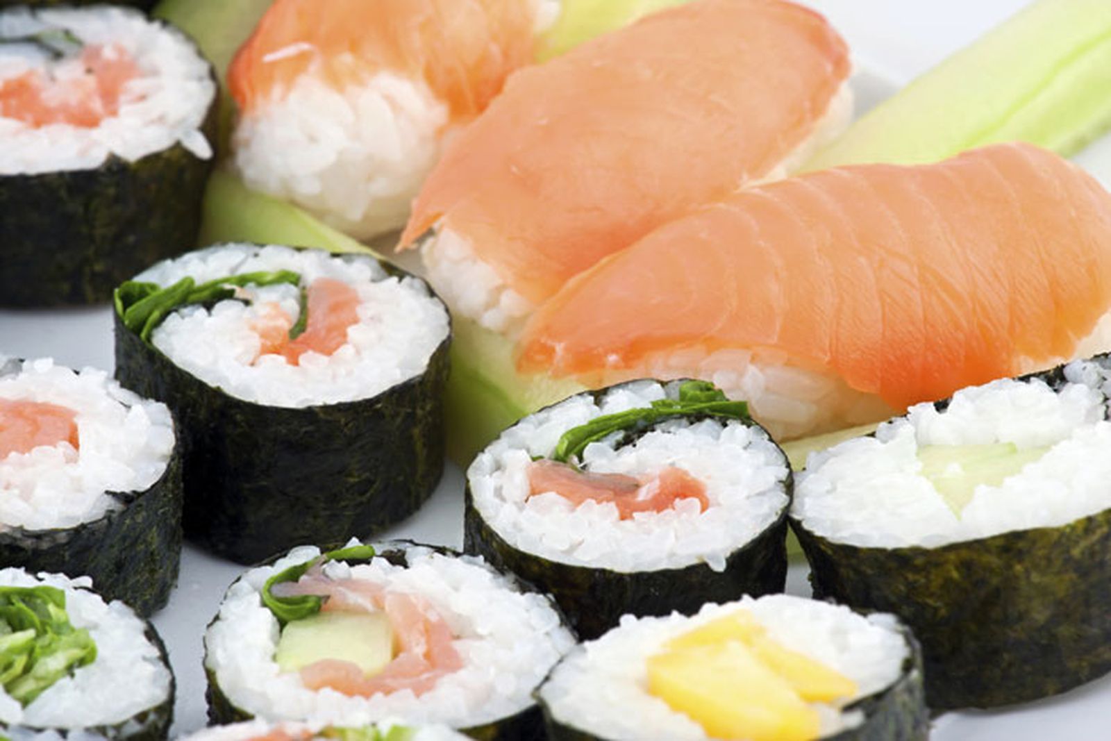 sushi maki nigiri