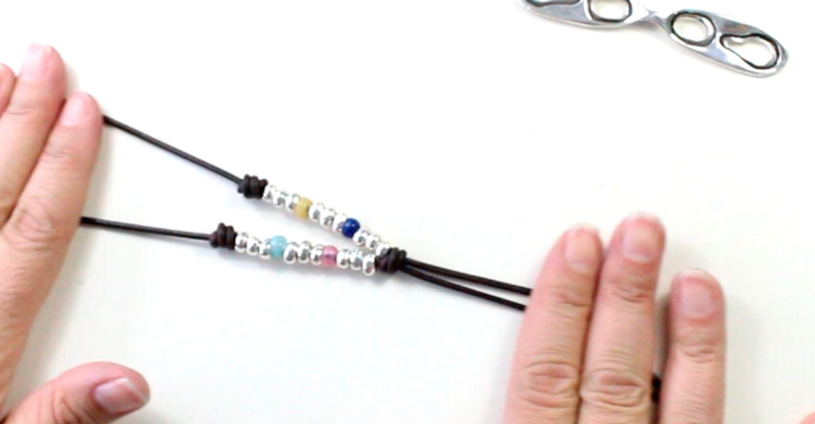 como hacer collar libelula paso4 como hacer collar libelula paso4