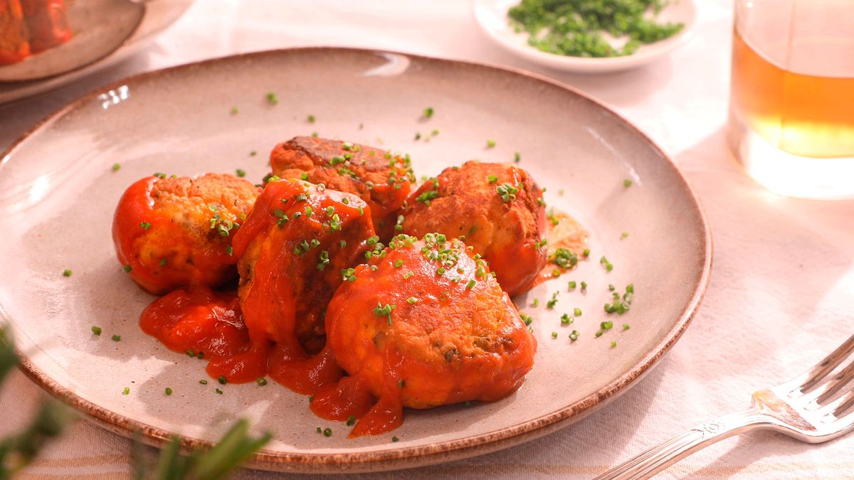 Albóndigas de salmón con salsa de tomate   Paso 7