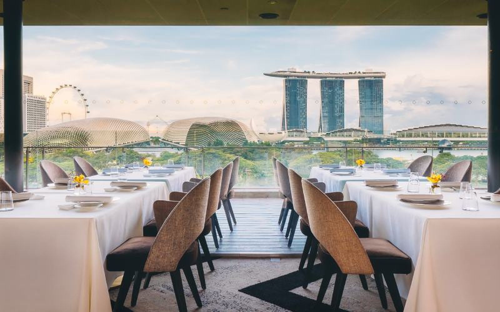 Art está en la terraza de la Galería Nacional de Singapur Art está en la terraza de la Galería Nacional de Singapur