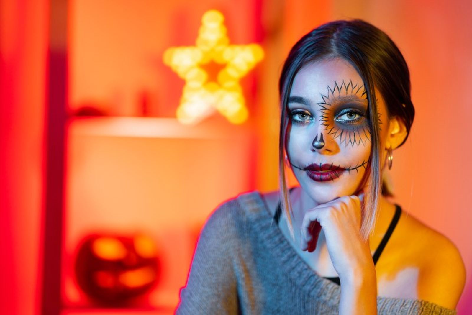 Sella el maquillaje para que te dure toda la noche