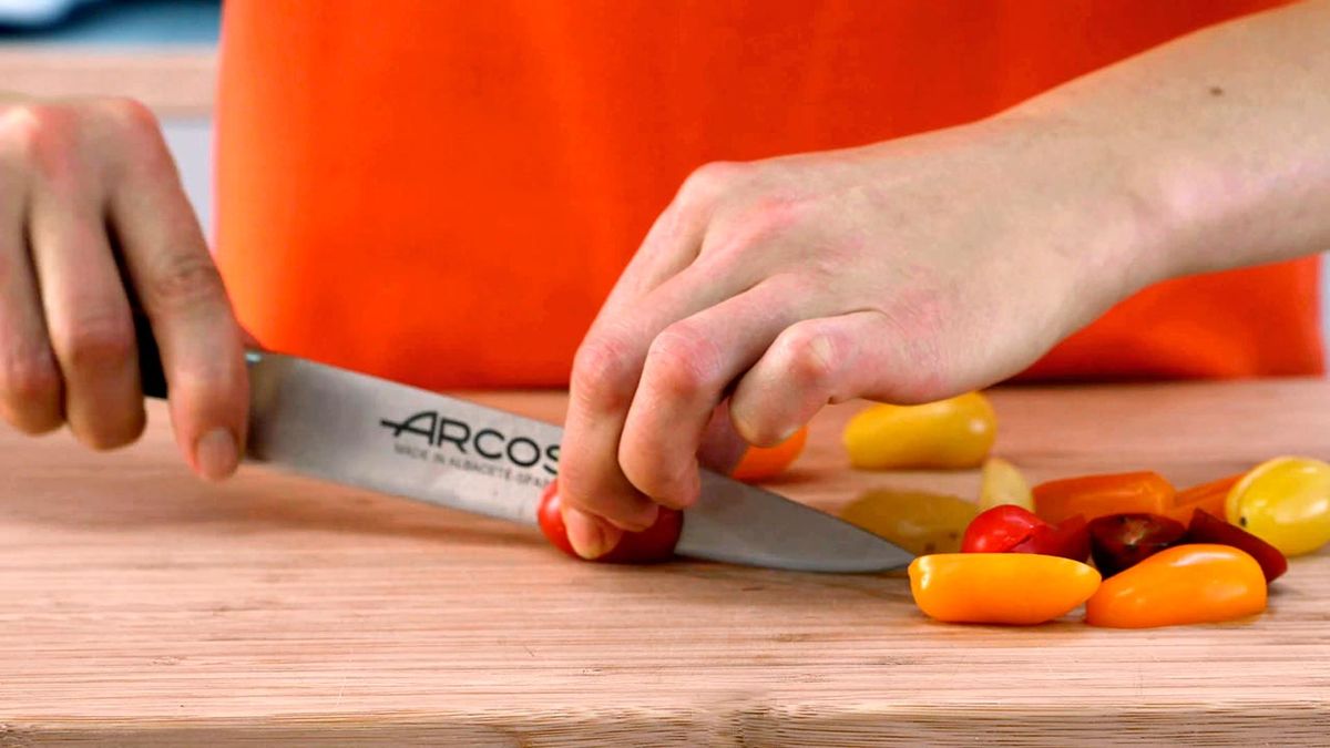 Receta de pizza fantasma para Halloween  paso 1