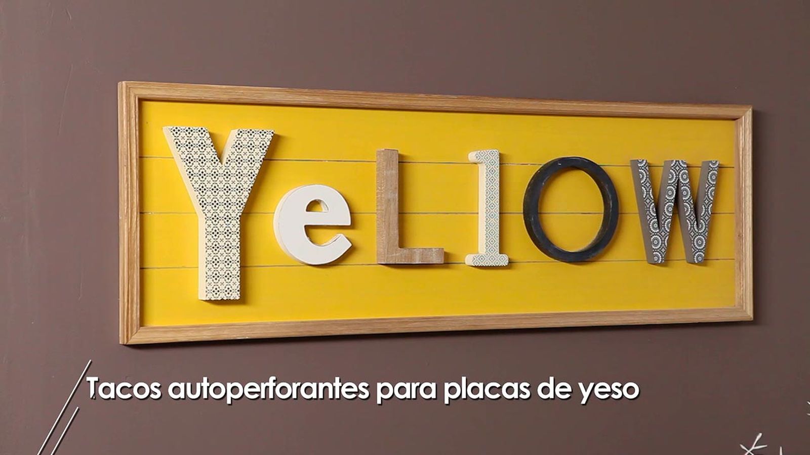 Como colgar un cuadro en una pared de yeso laminado con tacos autoperforantes paso 7 Como colgar un cuadro en una pared de yeso laminado con tacos autoperforantes paso 7