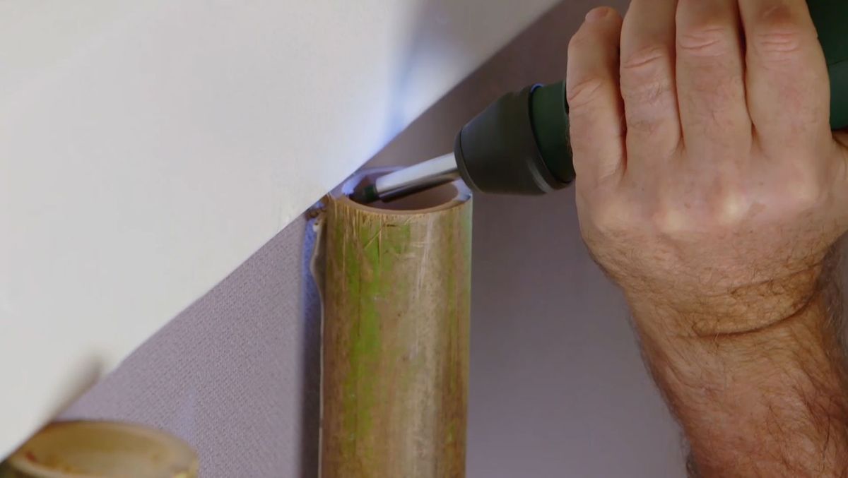 Cañas de bambú decorativas y luminosas paso 13