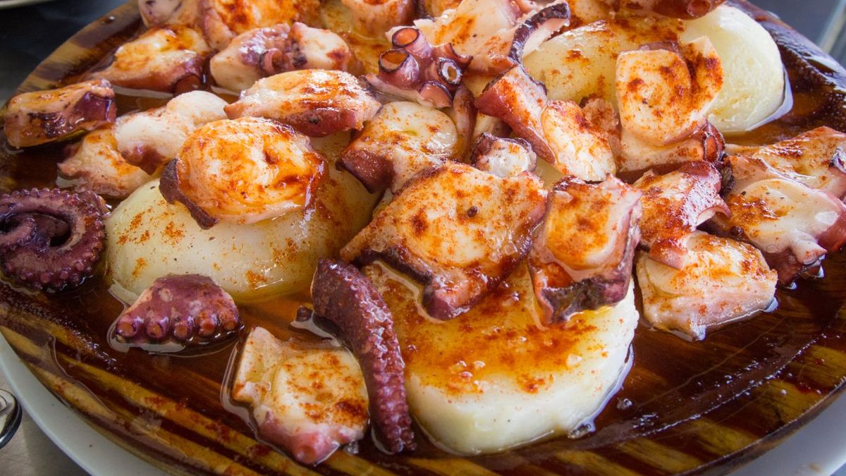 Pulpo a feira con patatas