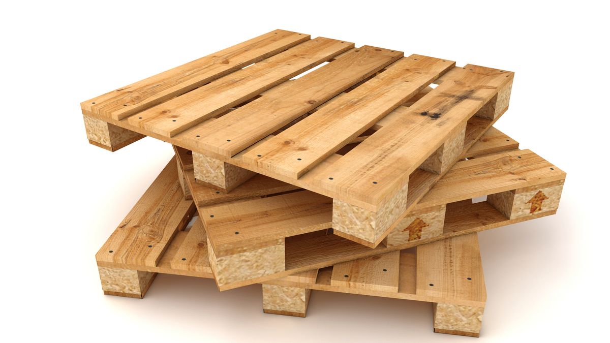 La madera sin tratar absorve la humedad y termina pudriéndose