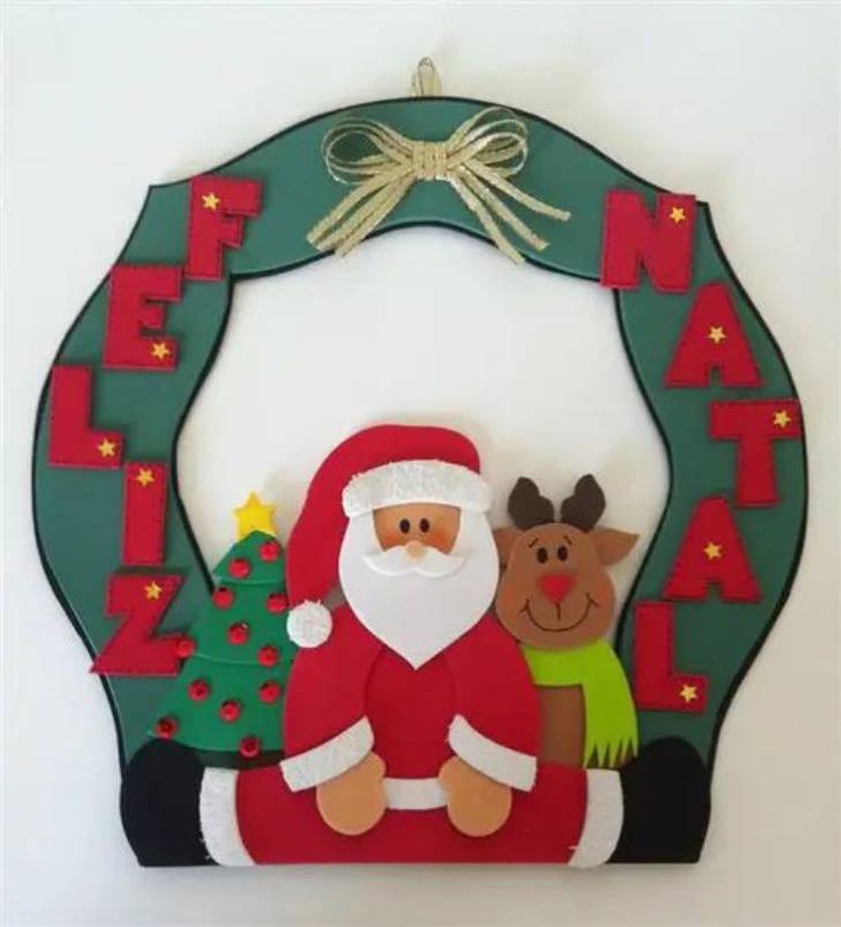 Corona navideña de goma eva