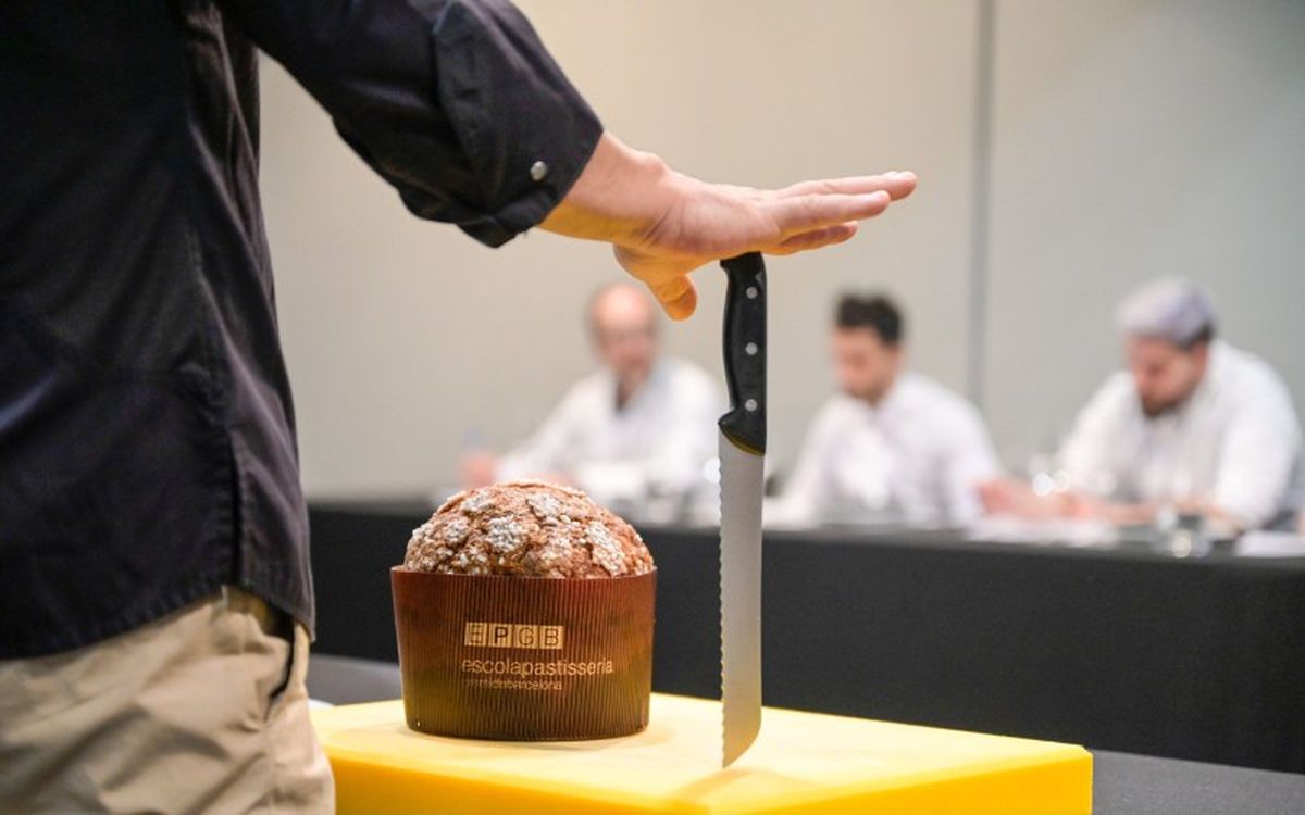 El jurado valora la forma del panettone, y su horneado y glaseado, entre otras cosas
