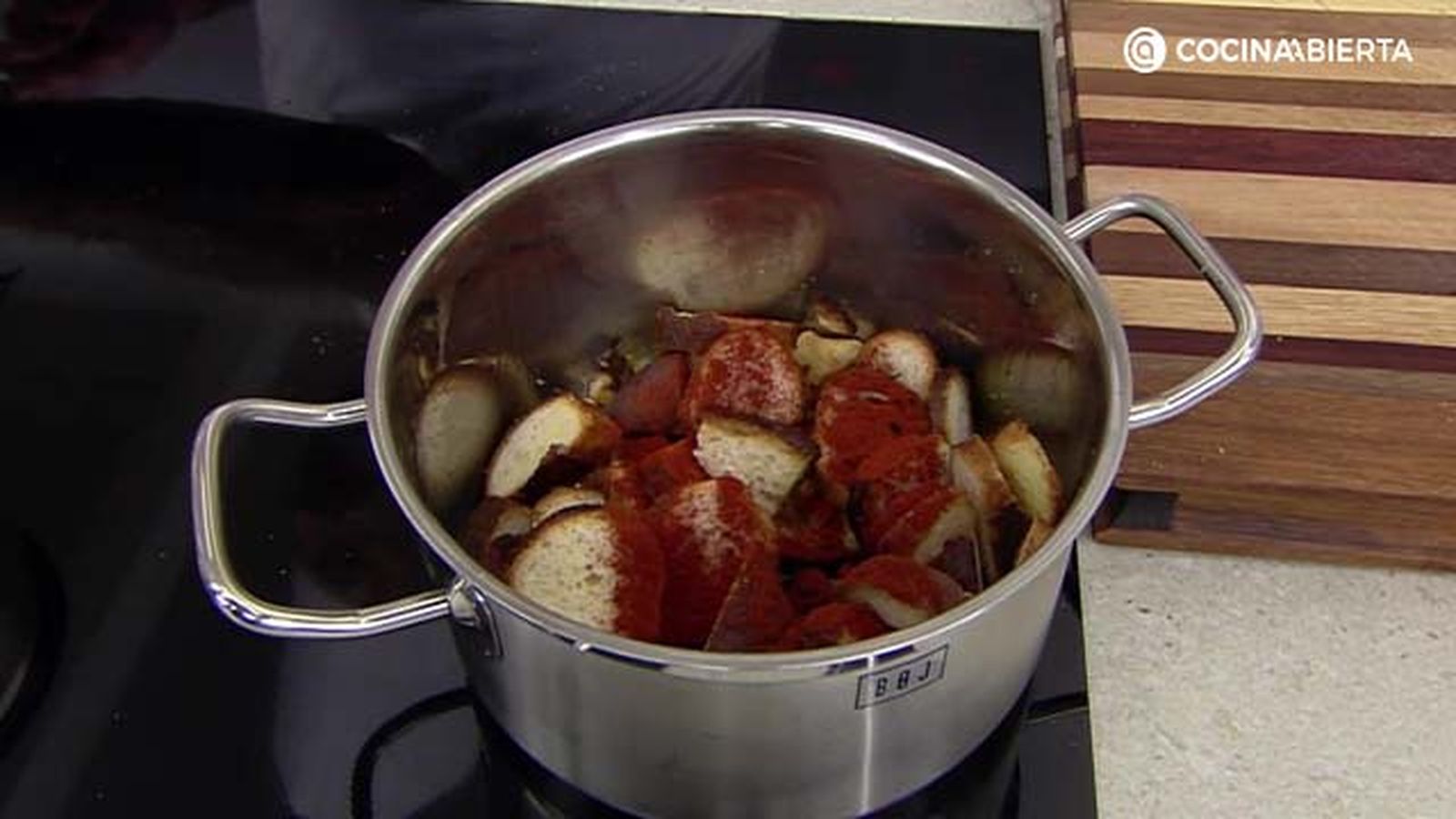 KARL6871 sopa de ajo con jamon crujiente paso 3 KARL6871 sopa de ajo con jamon crujiente paso 3