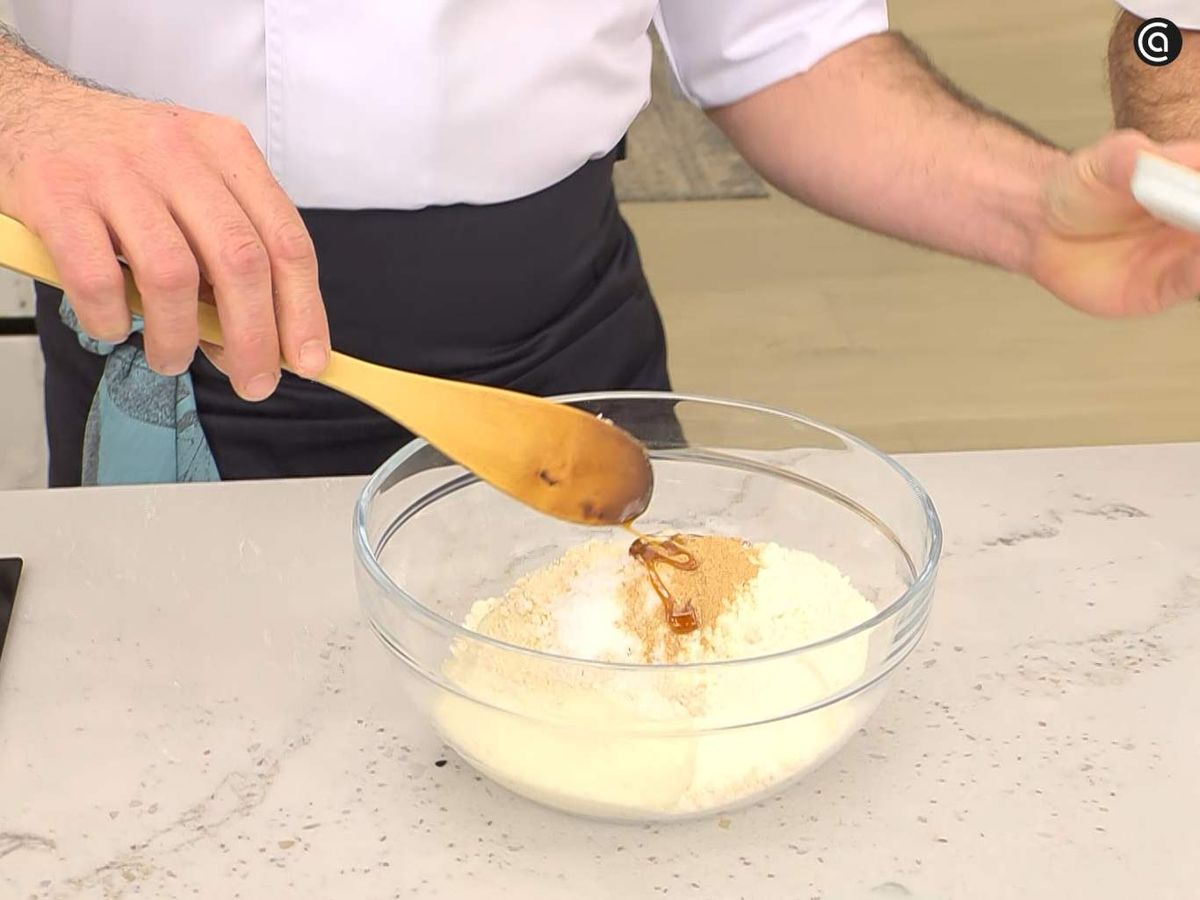 Mezcla los ingredientes