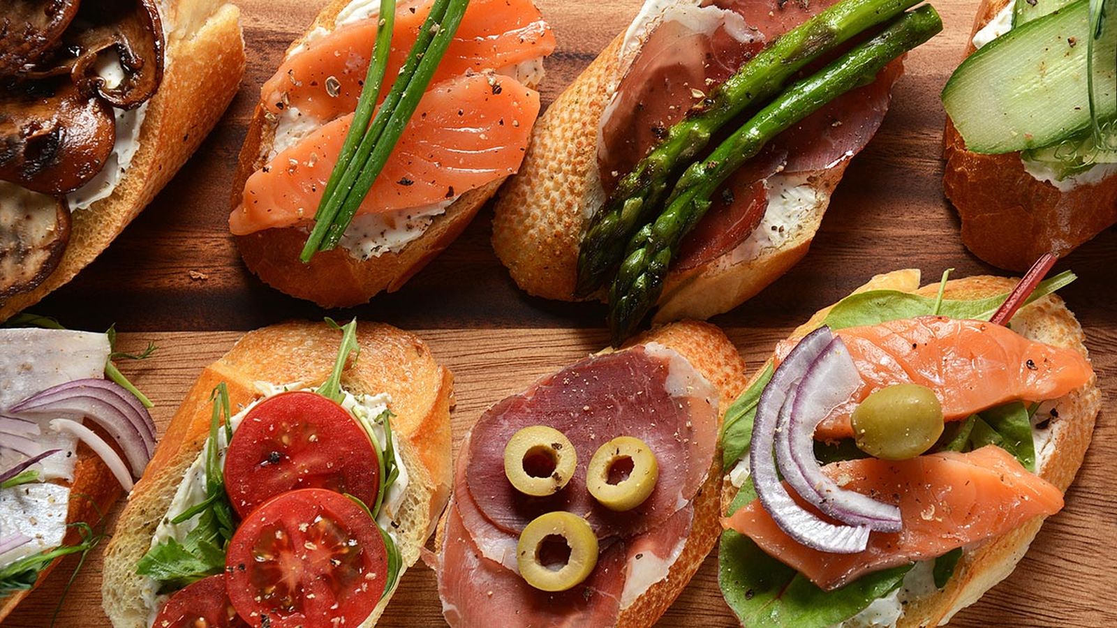 Canapés y aperitivos de anchoa para ocasiones especiales Canapés y aperitivos de anchoa para ocasiones especiales