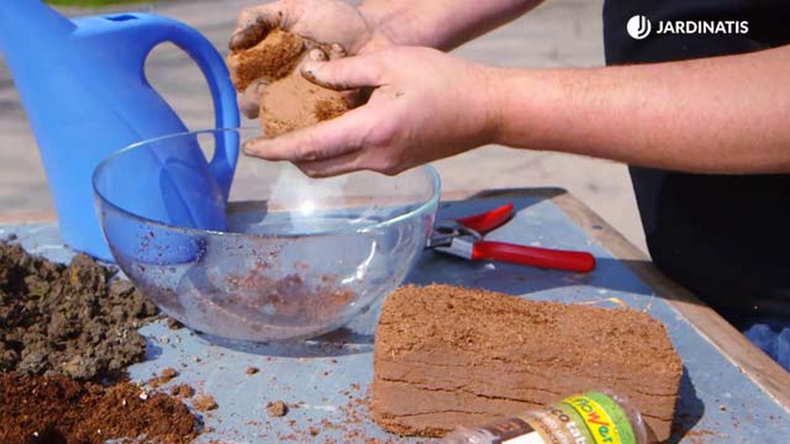 pastillas y bloques de fiubra de coco brico 910