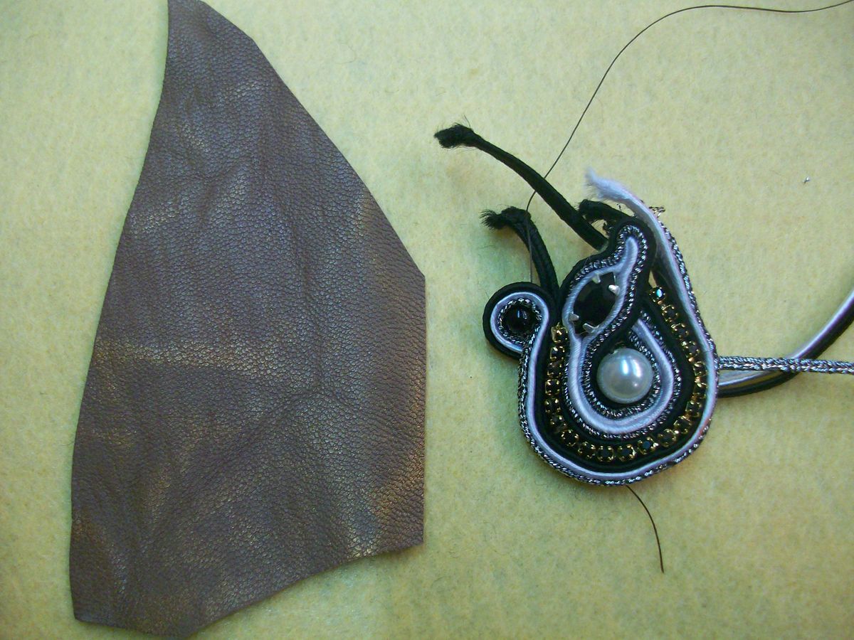 tecnica soutache adorno paso6