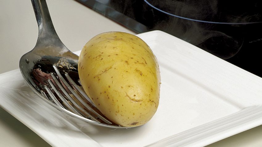 La técnica de Karlos Arguiñano para cocer patatas