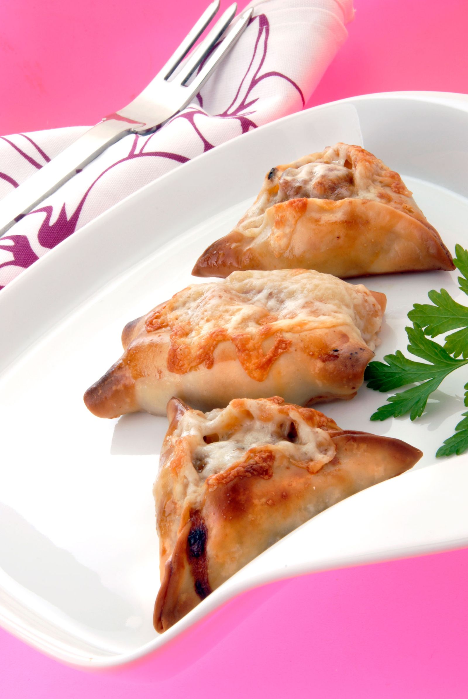 Empanadillas de salchicha y queso Empanadillas de salchicha y queso