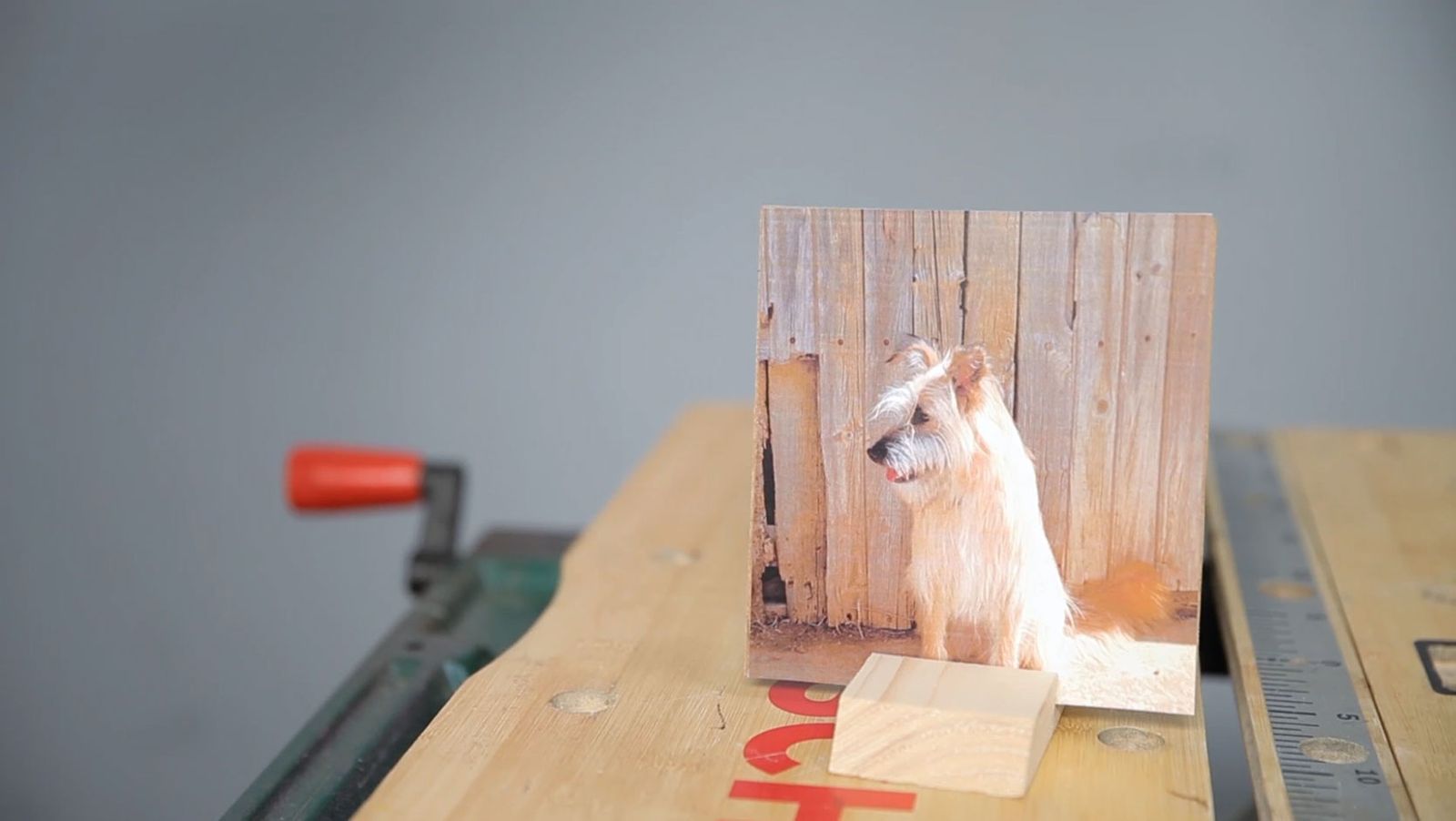 Cómo hacer un portaretratos de madera paso 7 Cómo hacer un portaretratos de madera paso 7