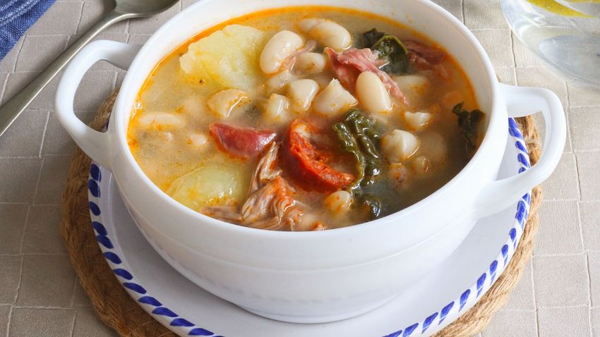 Caldo gallego