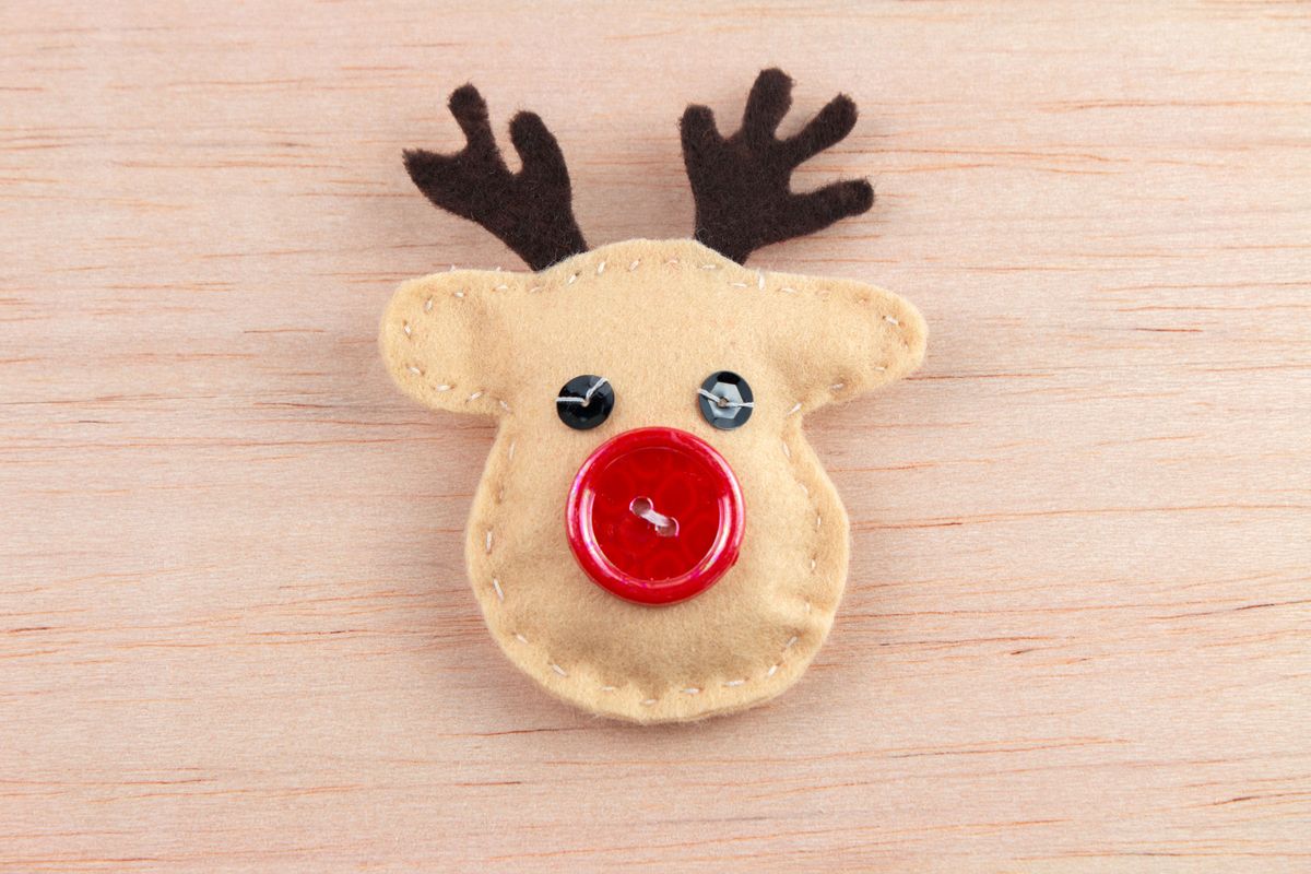 Hacer un reno de fieltro   1