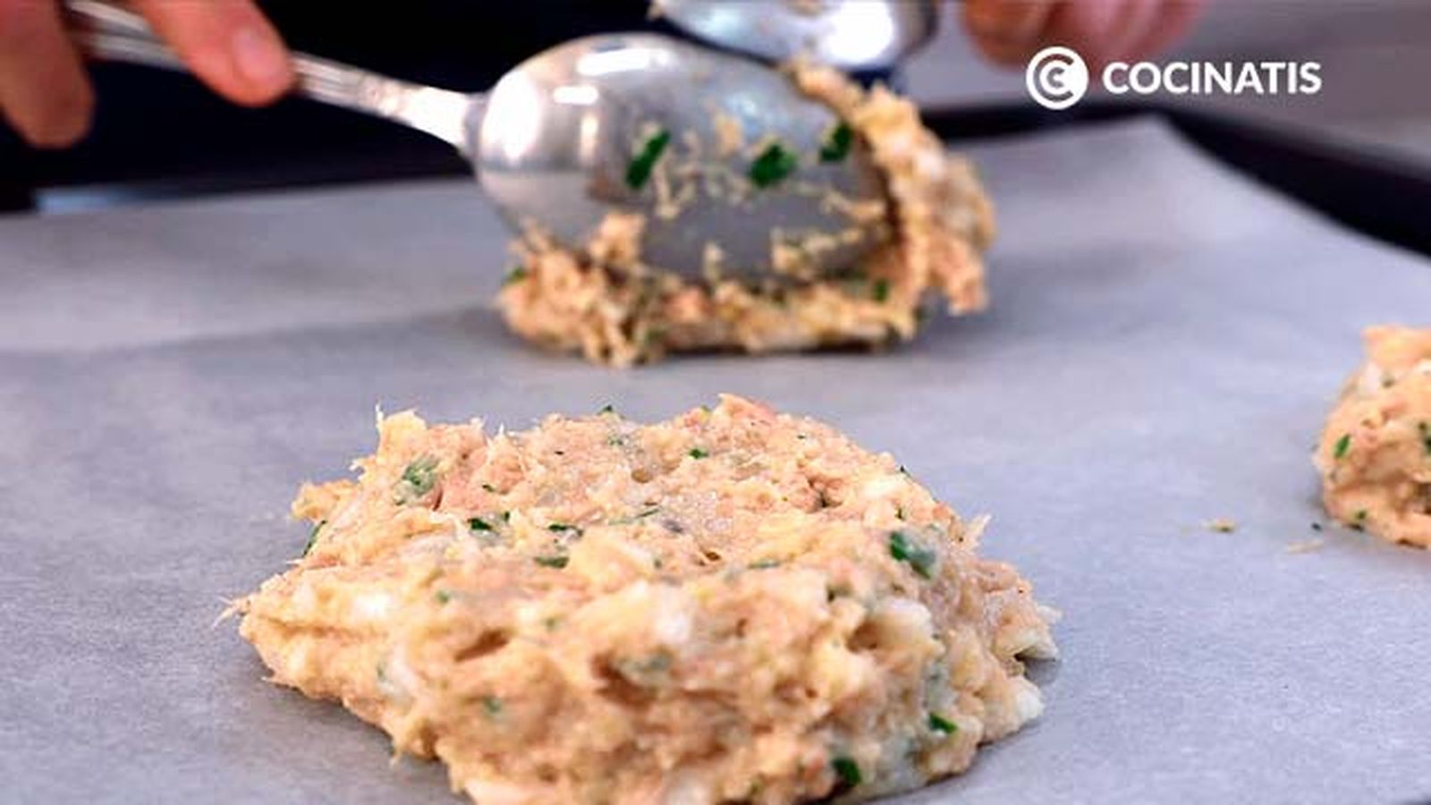 Receta de hamburguesas de atún al horno paso 3 Receta de hamburguesas de atún al horno paso 3