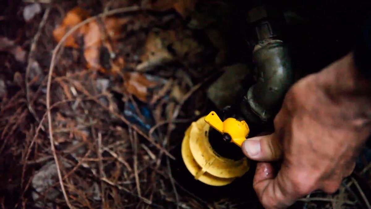 Bricomania 919 reparar tuberia paso 1